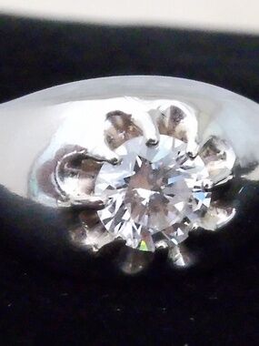EXCEPTIONALLY High-Quality Vintage Men’s Platinum (11gr.) about 1 ct. Plus